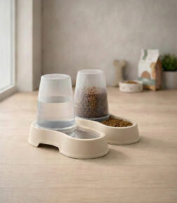 1.5 Lt Geniş Hazneli Otomatik Kedi ve Köpek Mama Su Kabı Pratik Besleme İstasyonu